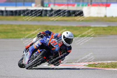 media/Mar-19-2022-Fastrack Riders (Sat) [[4e7522d738]]/Level 5 Race/Turn 6/